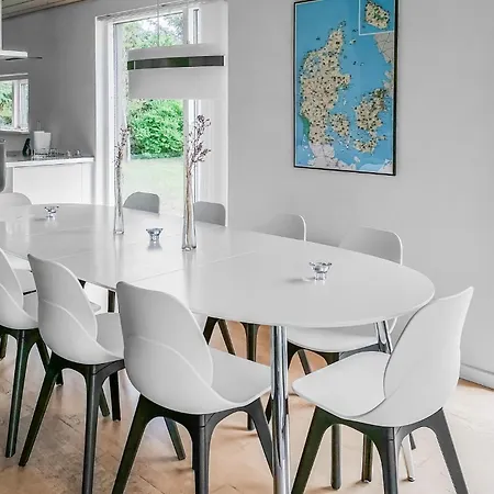 Casa de Férias 3 Bedroom Lovely Home In Hojslev *