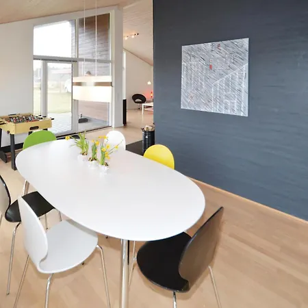 3 Bedroom Lovely Home In Hojslev Casa de Férias Højslev